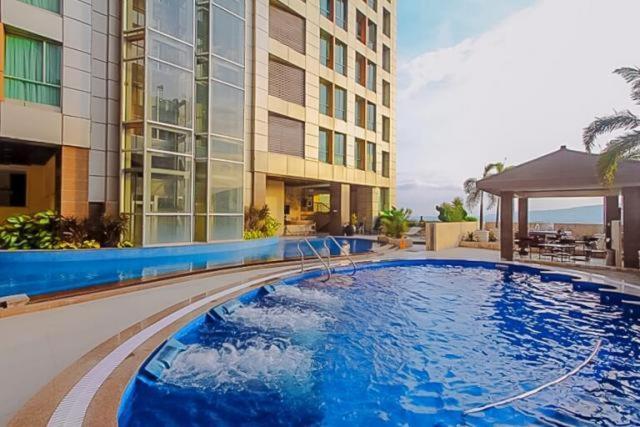2 Bedroom Condo Unit With City And Mountain View Cebu Stadt Exterior foto