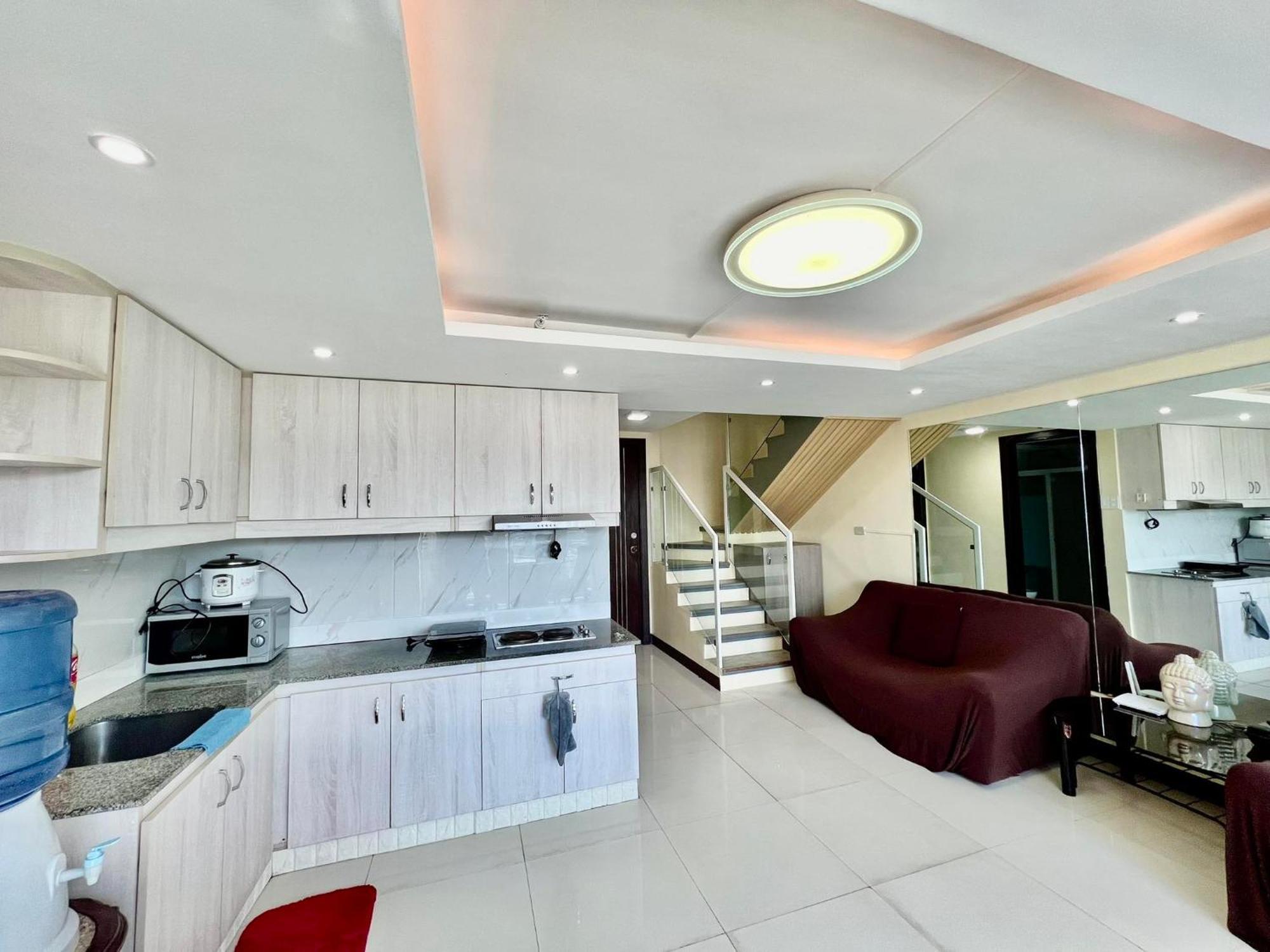 2 Bedroom Condo Unit With City And Mountain View Cebu Stadt Exterior foto