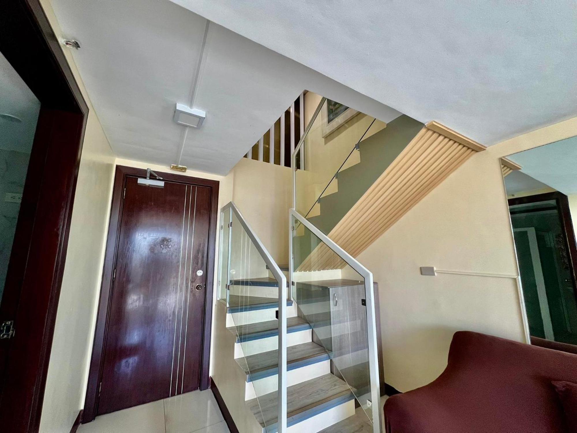 2 Bedroom Condo Unit With City And Mountain View Cebu Stadt Exterior foto