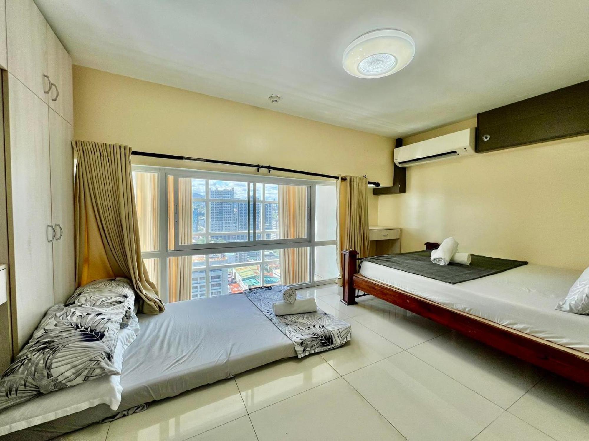 2 Bedroom Condo Unit With City And Mountain View Cebu Stadt Exterior foto
